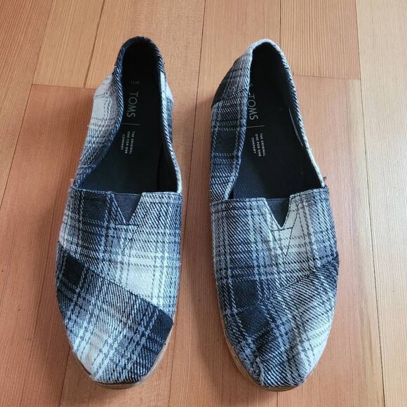 Toms Shoes - Toms slip on alpargata flats black & white plaid size 11 women preppy casual